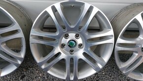 Predam orginal Skoda Themisto elektrony 5x112 r18 et46 J7,5 - 3