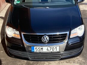 VOLKSWAGEN TOURAN 2,0 TDi DSG - 3