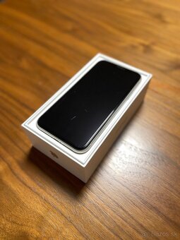 iPhone 11 64GB White - 3