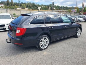 Škoda Superb Combi 1.9 TDI 77KW ELEGANCE - 3