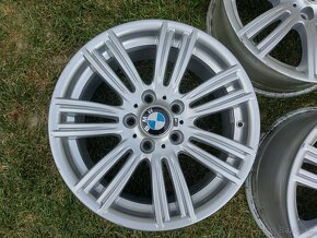 Alu disky orig BMW M 5x120 R17 - 3