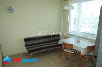 BÁNOVCE NAD BEBRAVOU - 3 izbový byt / SEVER / rekonštrukcia - 3