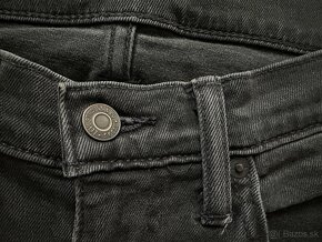 Pánske,kvalitné džínsy LEVIS 519 - veľkosť 32/30 - 3