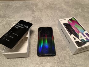 Samsung Galaxy A40 - 3