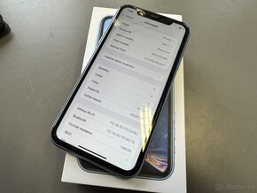 Apple iPhone XR 64GB - 3