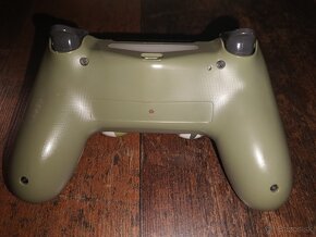 PS4 ovládač - 3