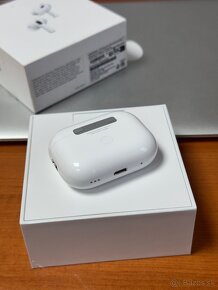 Apple AirPods Pro 2 2022 Lightning - komplet balenie - 3