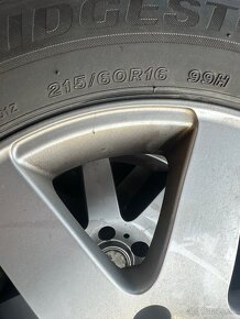 215/60 R16 zimné - 3