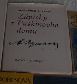 Kniha - "Jak získat hodinu denne navíc" + ostatné - 3