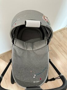 Cybex priam Koi - 3