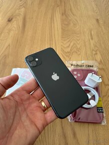 iPhone 11 128gb Black v záruke - 3