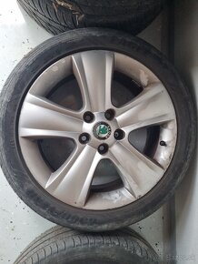 ALU Škoda R17 5x112 225/45 letné - 3