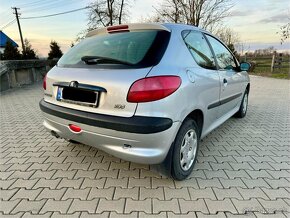 Peugeot 206 - 3