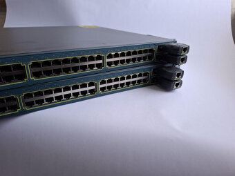 Switche Cisco  WS-C3560G-48TS-S, C3550-48-SMI, WS-C2960-24TT - 3