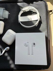 Airpods 2  + 2 krabičky cca rok stare - 3