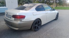 E92 coupé 325i AT - 3