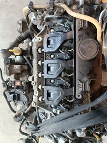 Motor opel vivaro trafic  2,0 dci M9R F692 - 3