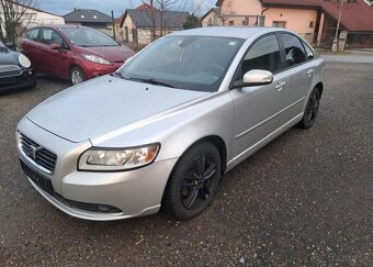 Volvo S40 1,6 D Momentum nafta manuál 80 kw - 3