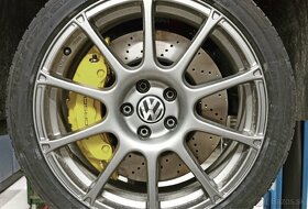 Brembo brzdice 6piestovy kit Golf Octavia Kodiaq Audi - 3