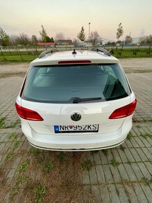 Volkswagen Passat Variant 2.0 TDI BMT Comfortline DSG - 3