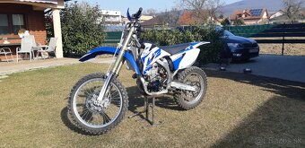 Yamaha YZF 450 - 3