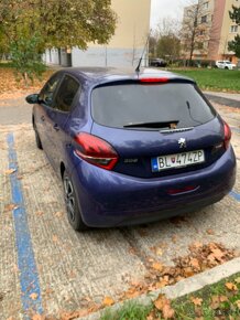 PEUGEOT 208  1,2 , 60kw, r.v. 2017 - 3