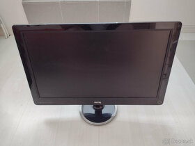 Predám LCD monitor Benq - 3