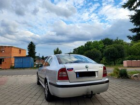 Škoda Octavia 1.9 TDI Elegance Max - 3