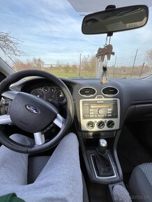 FORD FOCUS MK2 2006 - 500€ - VYŽADUJE OPRAVU - 3