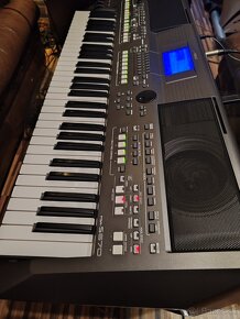 Yamaha s 670 - 3