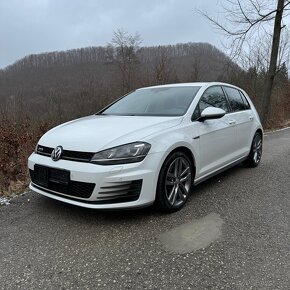 Volkswagen Golf GTD 2.0 TDi - 3