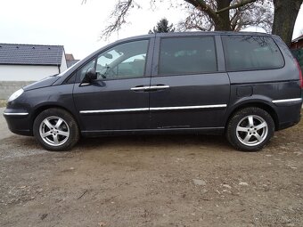 Peugeot 807 2,0 HDI 100kW 2x alu kola, pěkná výbava, dovoz - 3