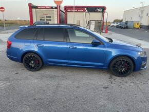 Škoda Octavia Combi RS 2.0 TDI Manual - 3