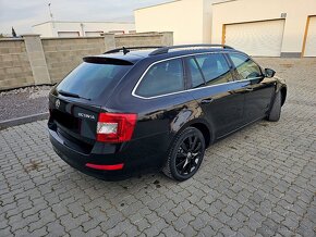 Škoda Octavia Combi 2.0 TDI M6 Edition Xenón Navi DVD R17 - 3