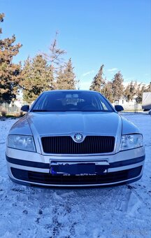 Škoda octavia 2. 1.6.75kw  rok 2006 - 3