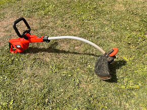 Black Decker Strunová kosačka - 3