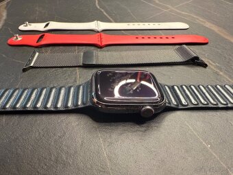 Apple Watch Series 7 Stainless Steel + 4 originálne remienky - 3