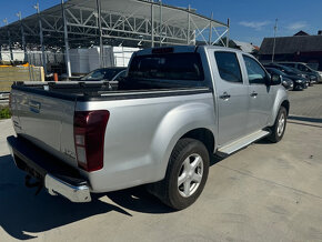 Isuzu D-max Double Cab Premium 4WD AKONTACIA OD 0% - 3