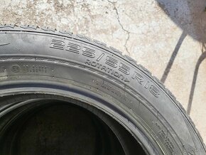 Nokian 225/55R18 - 3