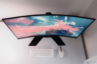 Predám Herný Monitor GIGABYTE G32QC A 32" 165Hz - 3