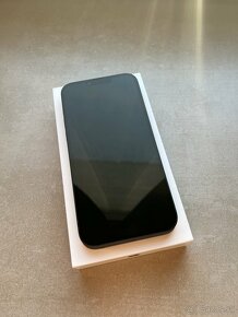 Apple iPhone 14 Plus 128GB (Midnight) - 3