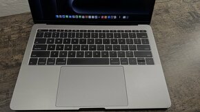 MacBook Pro 13palcov - 3