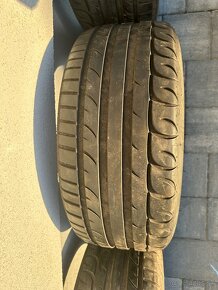 Sebring UHP 235/45 R17 94W - 3