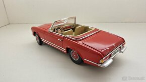 1:18 MERCEDES-BENZ 280 SL - 3