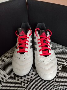 Adidas turfy. - 3