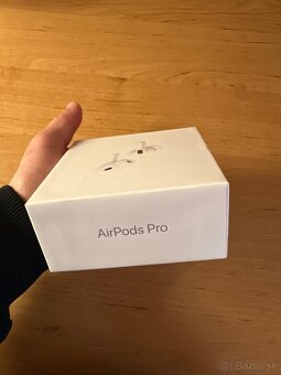 Predám AirPods Pro 2 - 3