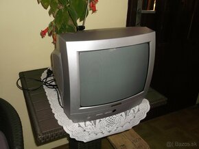 Retro televízor - 3