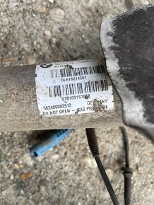 Bmw E65 745d  lavý predný tlmič adaptívny+náboj LP - 3