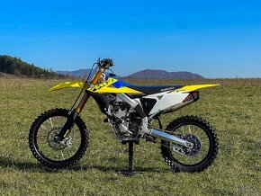 Suzuki RM-Z 250 - 3