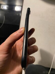 iPhone XR, 128 GB – Poškodený displej (mierne ohnutý) - 3